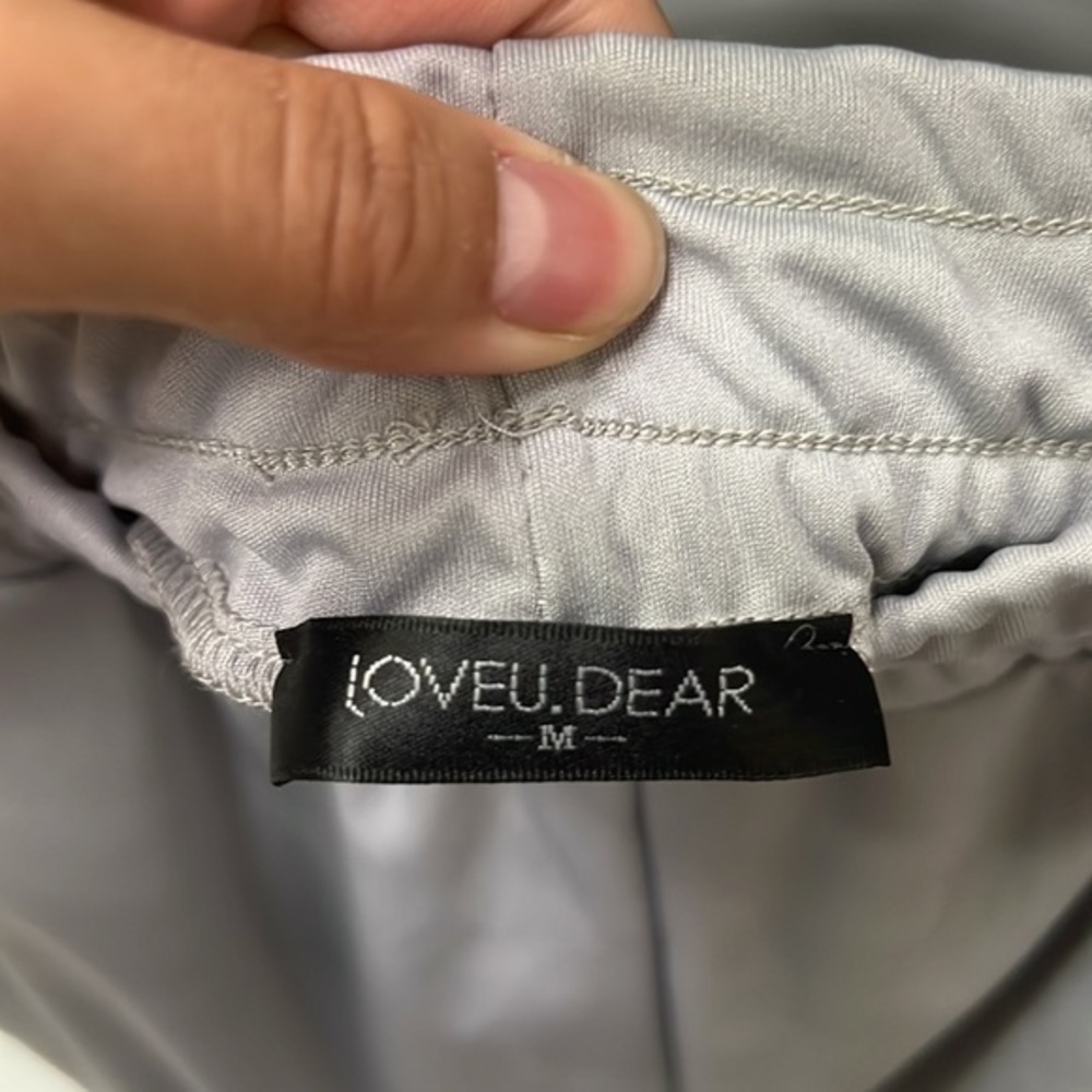 LoveuDear Gray Crop Top & Shorts Set| Women’s Size M Park Day / Vacation Outfit - Picture 5 of 9